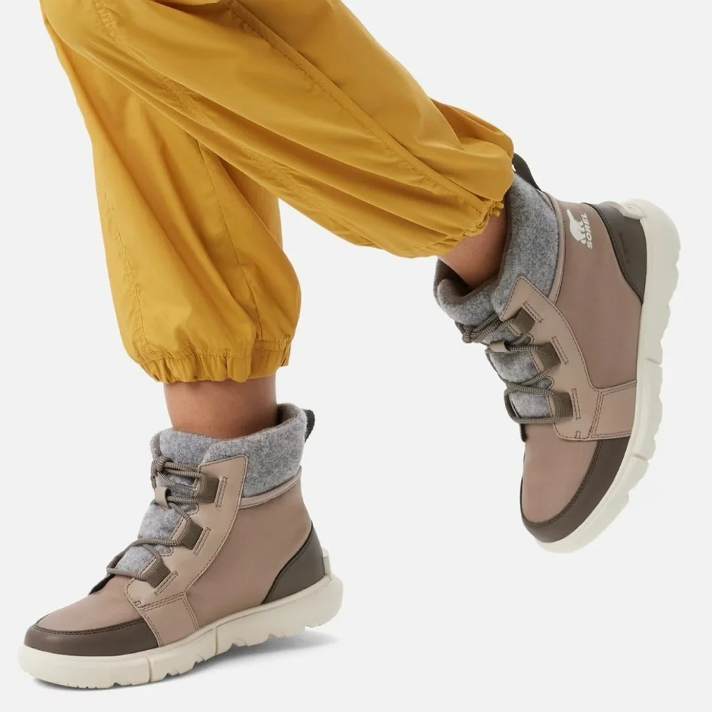 Sorel winter boot FAN-FAVORITE FELT cosy detail switches things up from fur 7